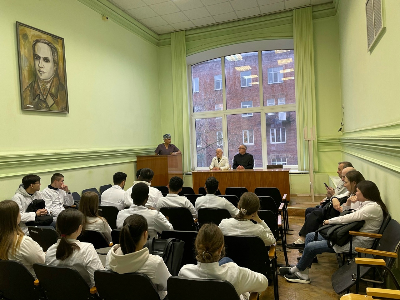 Конференцию открыл заведующий кафедрой хирургии Пермского медуниверситета И.Н. Мугатаров. Конференцию открыл заведующий кафедрой хирургии Пермского медуниверситета И.Н. Мугатаров.